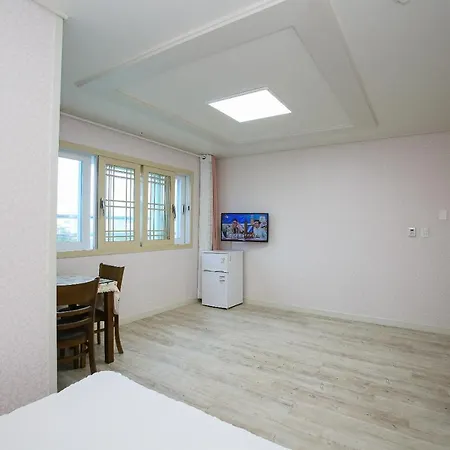 Haeneoul Villa Seogwipo Exterior photo