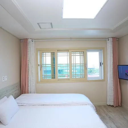 Haeneoul Villa Seogwipo Exterior photo