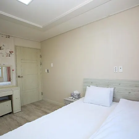 Haeneoul Villa Seogwipo Exterior photo